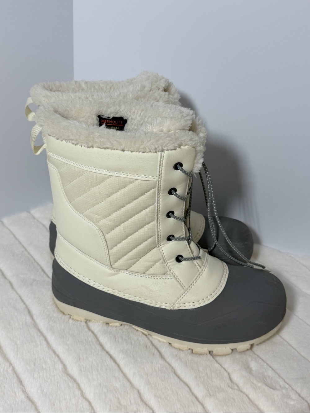 Winter boots - women’s size 6
